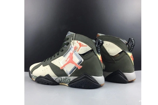 AT3375-100 AT3375-100 JORDAN AIR “ICICLE” X 7 PATTA 0411